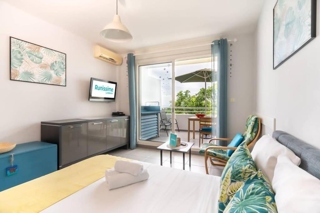 Flamboyant - Studio 2 Personnes Avec Lit De Qualite Hoteliere Separable Pour Couple Ou Amis Avec Tres Belle Terrasse A 12 Min A Pied Ou 4 Min En Voiture Du Lagon De L'Ermitage - St Gilles Les Bains Ла-Салин-ле-Бен Экстерьер фото